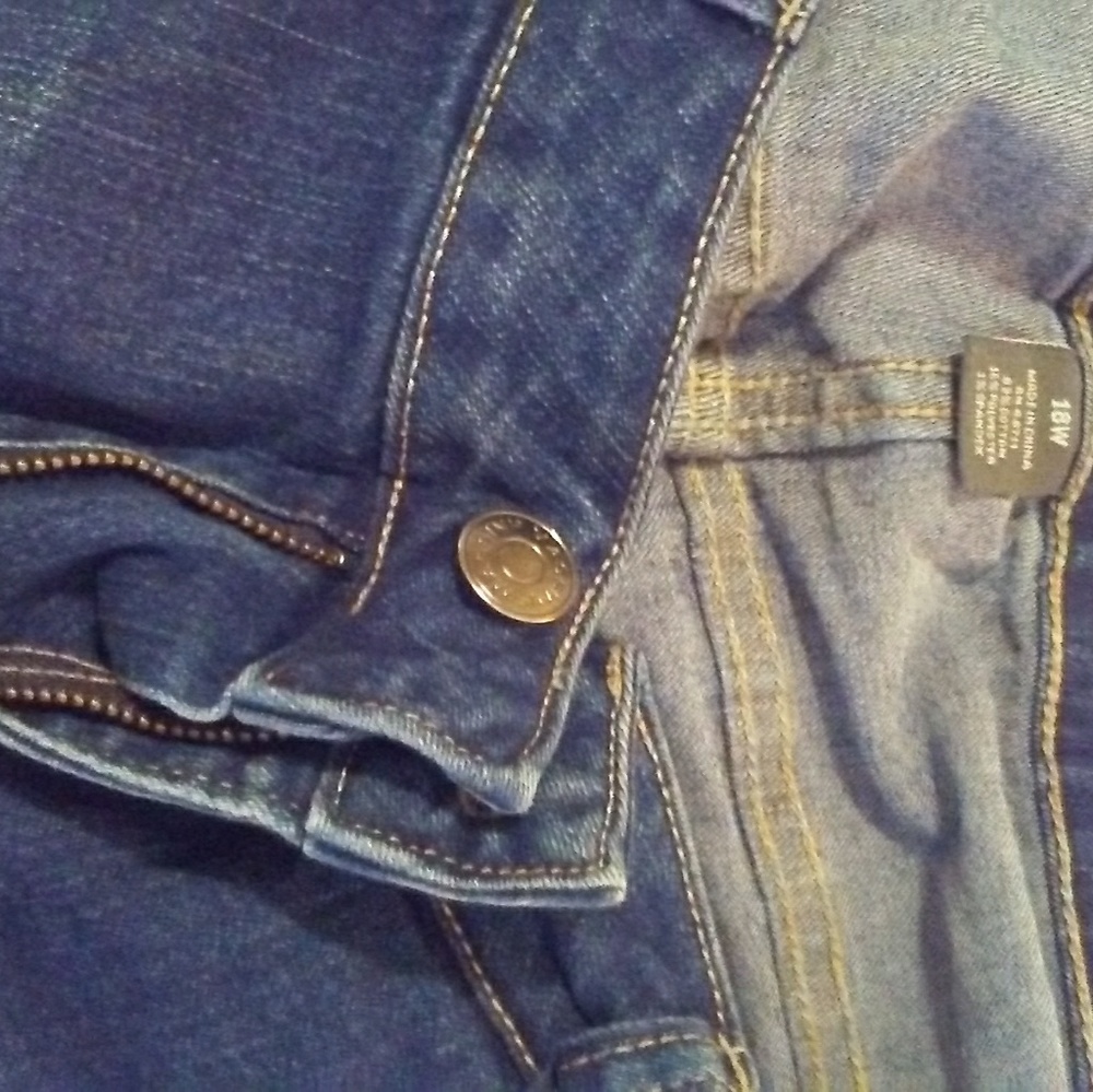 Like New 18W jeans